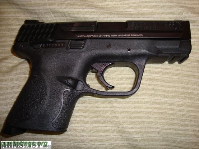 Pistols M&P .40 Compact