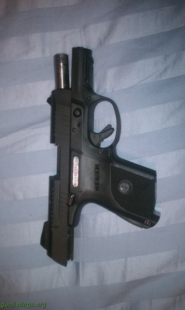 Pistols Ruger Sr9c