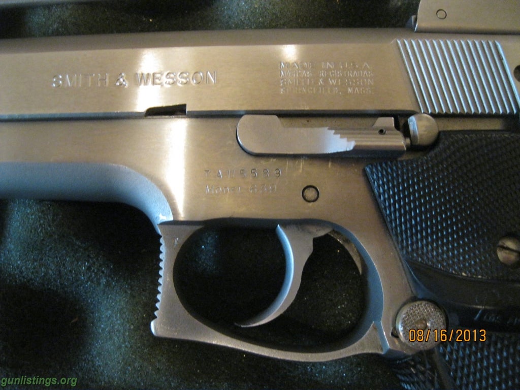 Pistols S & W 9mm Gun & Ammo