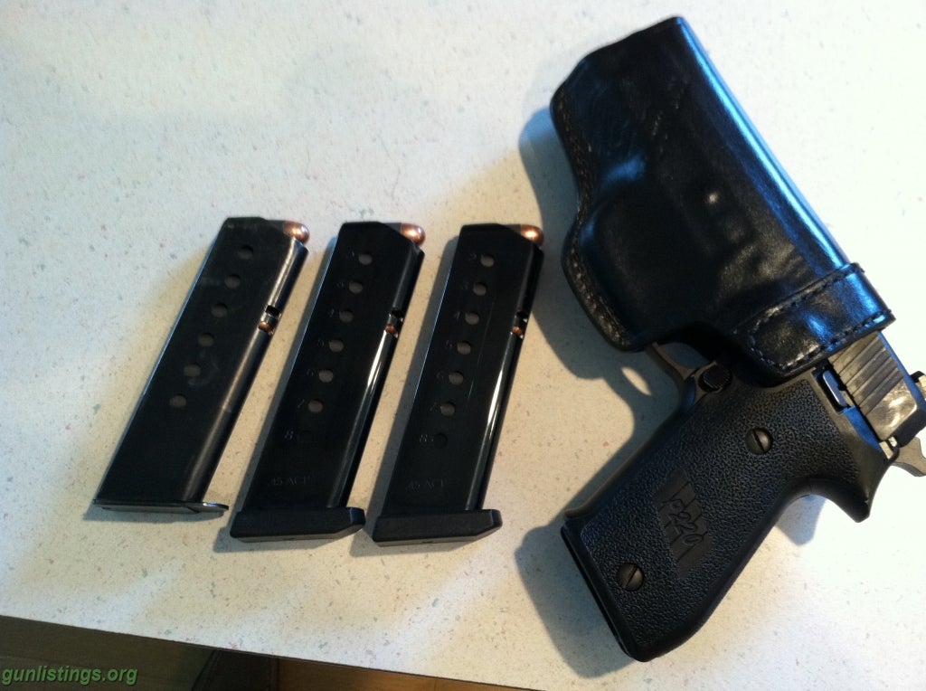 Pistols Sig  220 - 45 Acp W/3 Mags, Leather Holster