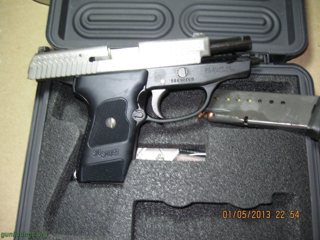 Pistols Sig P239