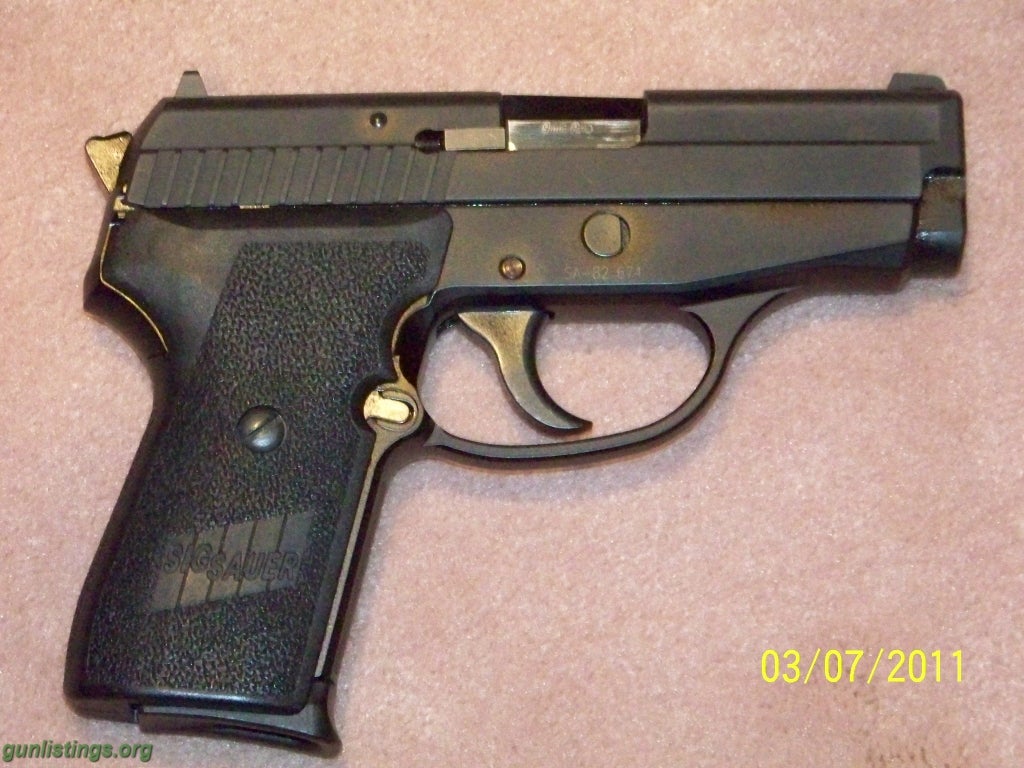 Pistols SIG SAUER 239