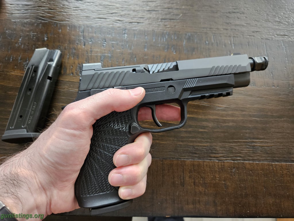 Pistols Sig Sauer M17 Bravo With Upgrades