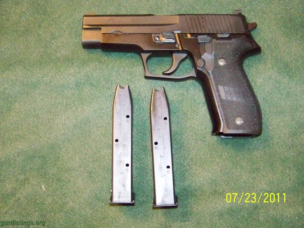 Pistols SIG SAUER P226