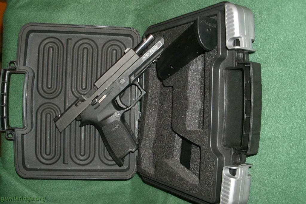 Pistols Sig Sauer P250