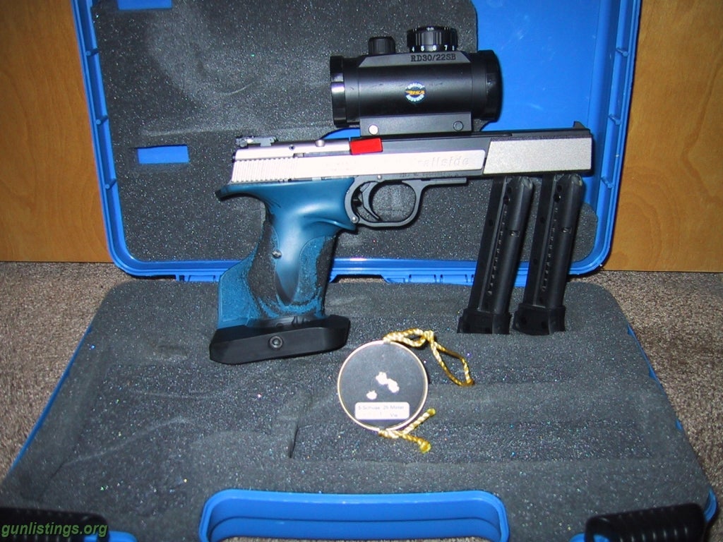 Pistols SIG TRAILSIDE PL 22 COMPETITION PISTOL/With BSA Red Dot