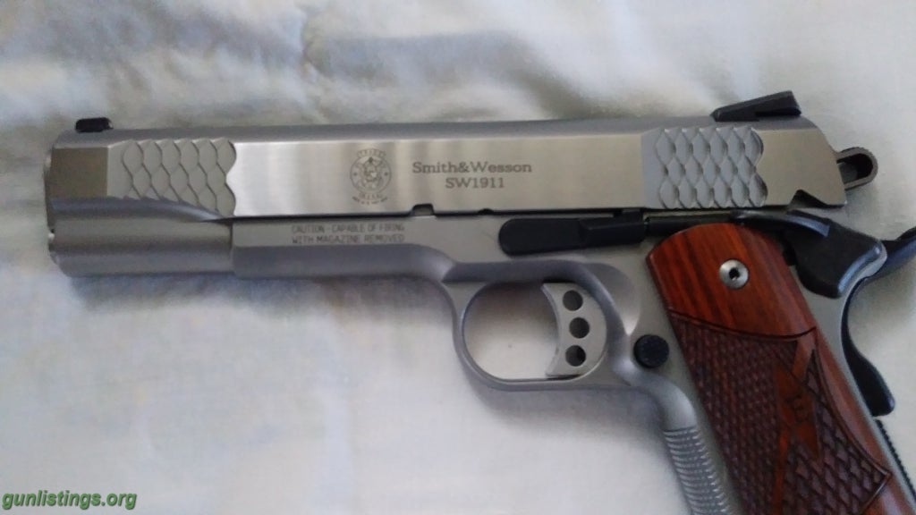 Pistols Smith & Wesson 45 CAL