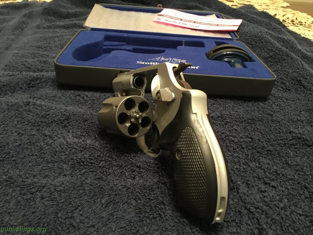 Pistols Smith & Wesson Airlite .38s