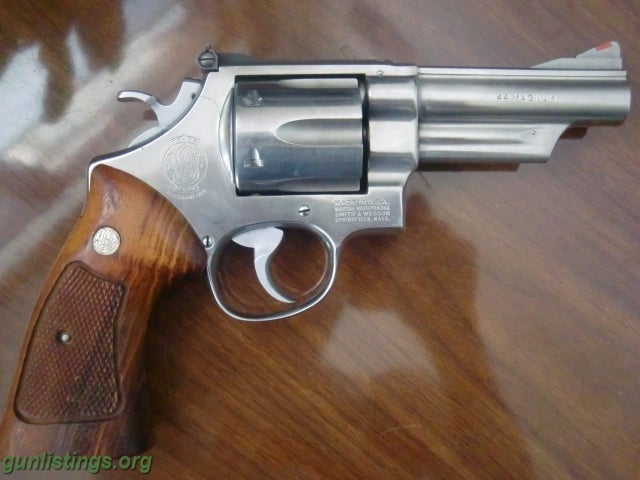 Pistols Smith And Wesson Model 629 4 In Barrel