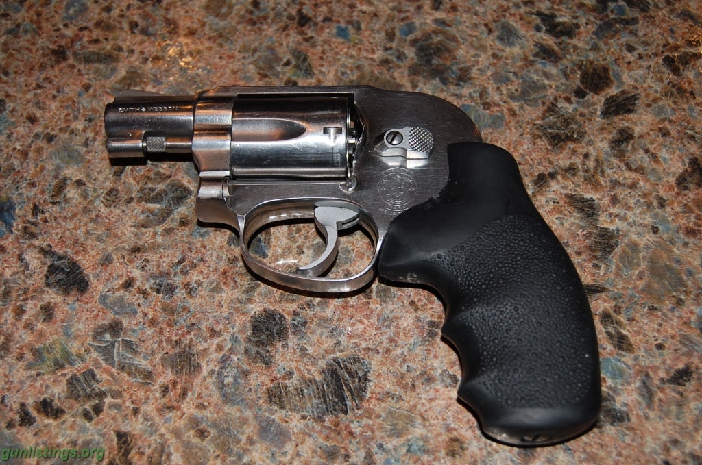 Pistols Smith And Wesson Model 649 J-Frame