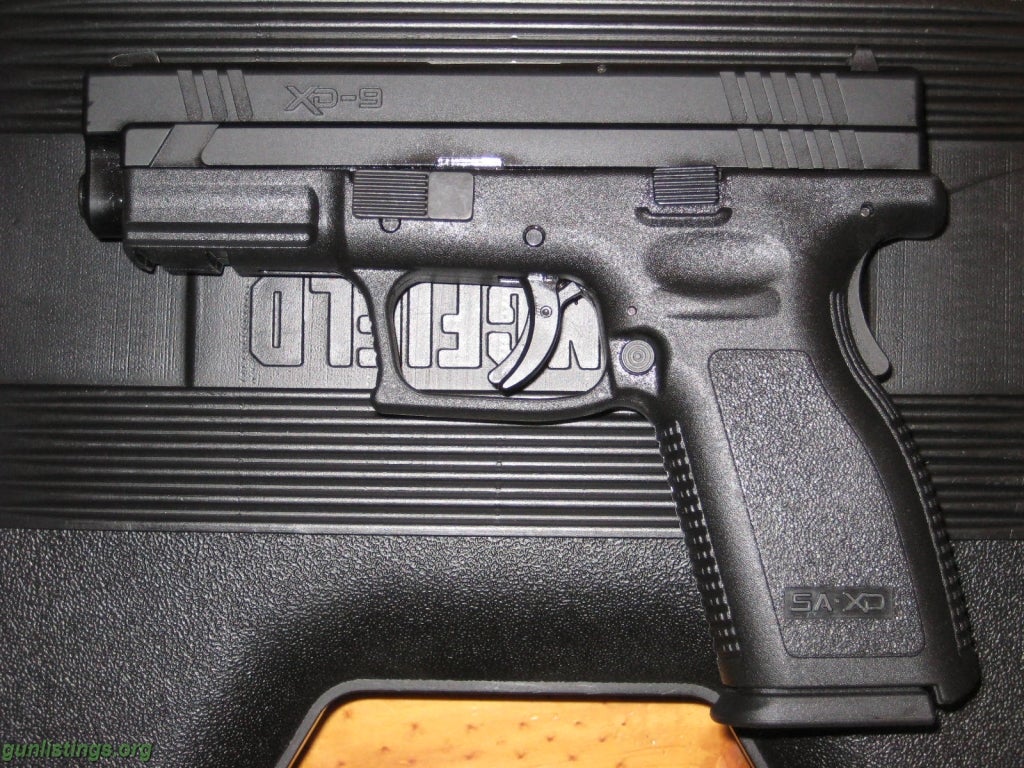 Pistols Springfield XD9 9mm 4