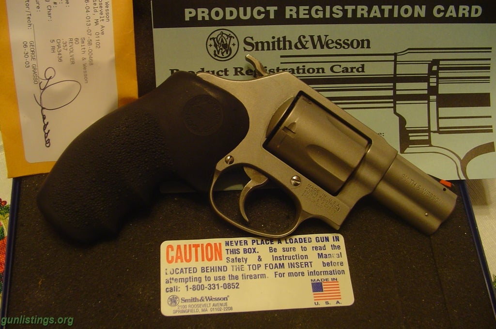 Pistols S&W Model 60