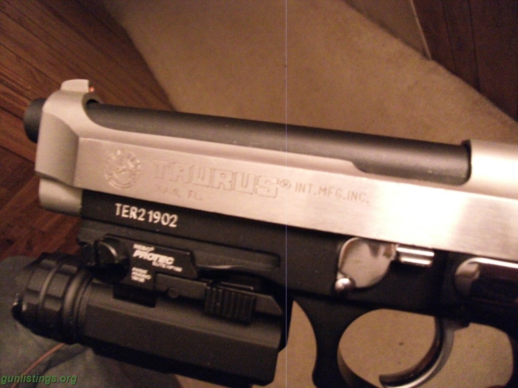 Pistols Taurus 92a