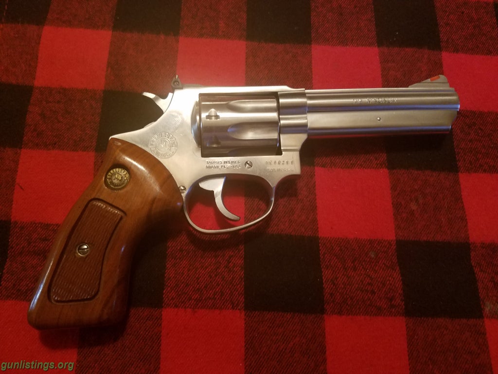 Pistols Taurus 94 22mag Stainless