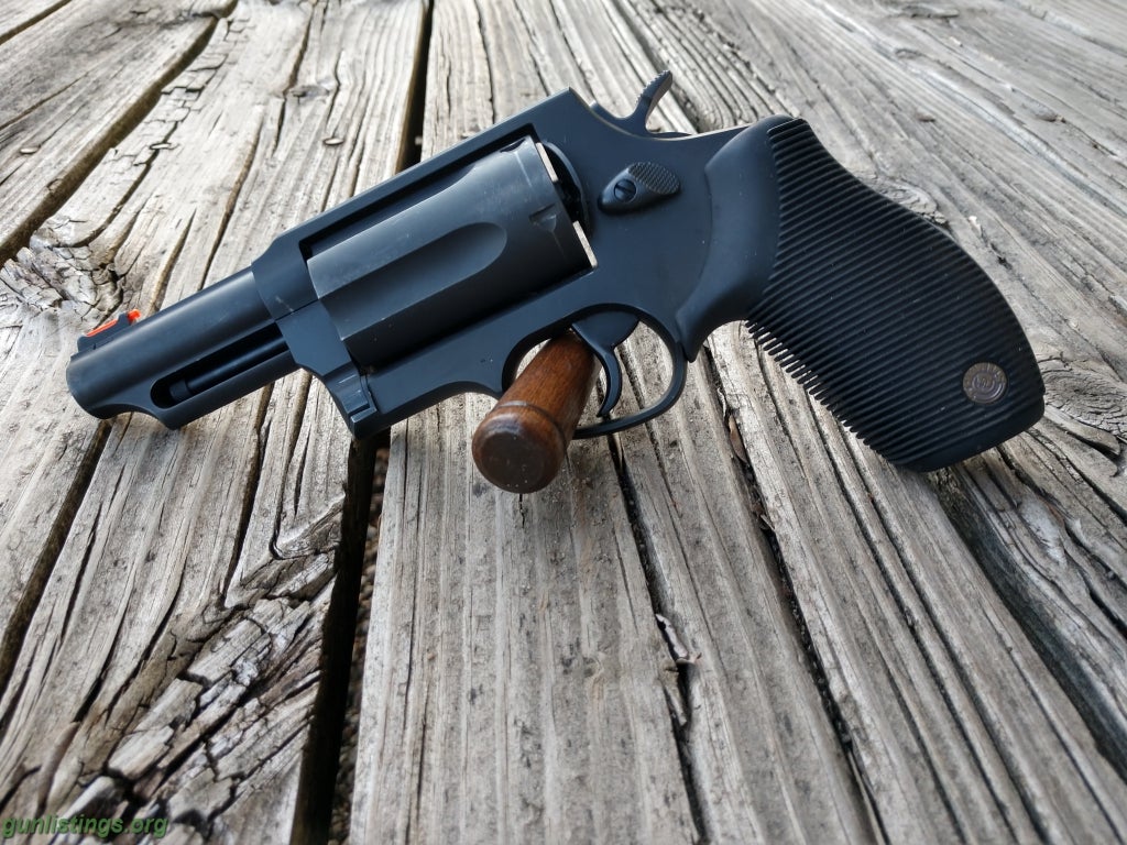 Pistols Taurus Judge