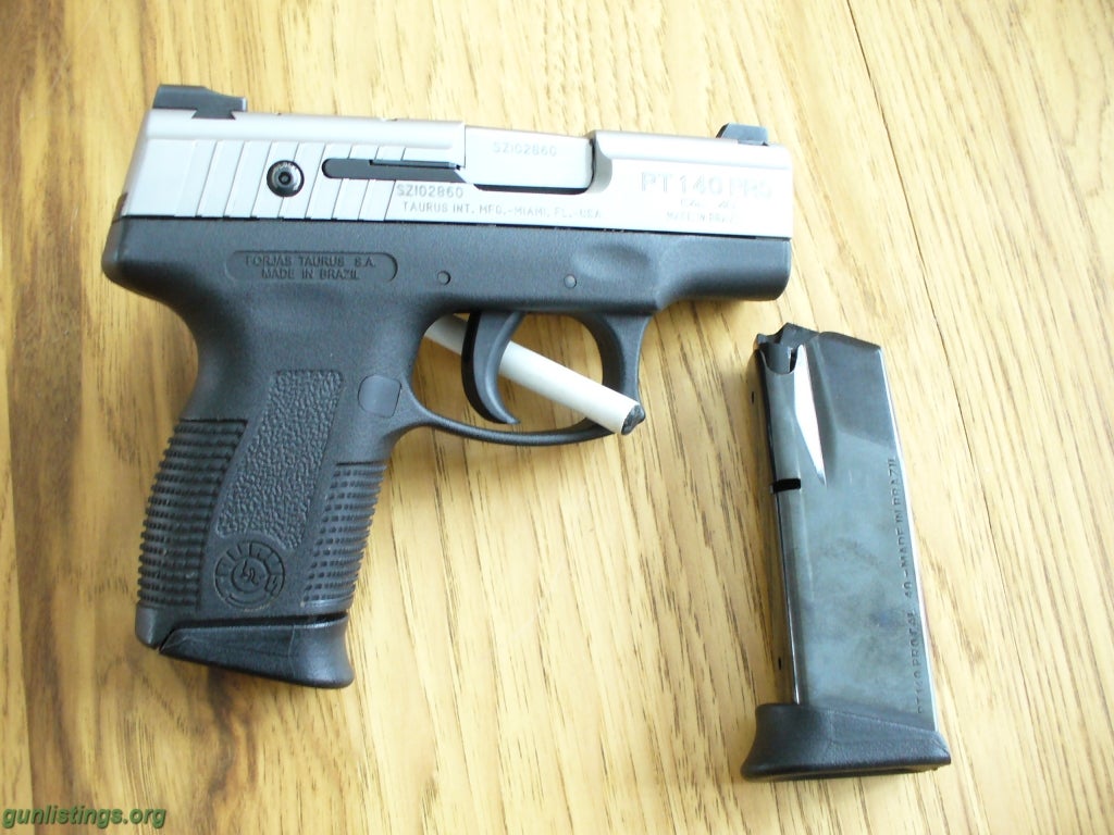 Pistols Taurus PT140  40 Cal