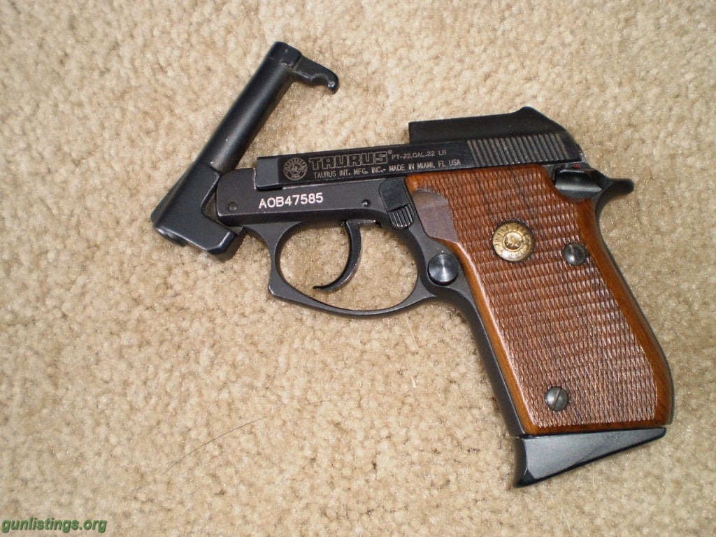 Pistols TAURUS PT-22