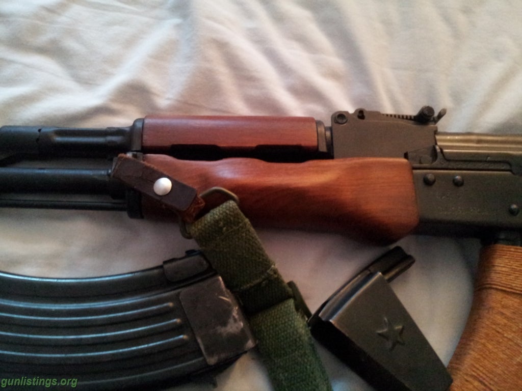 Rifles AK-47 SAR-1