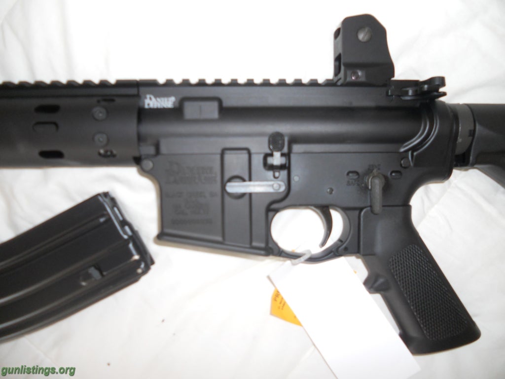 Gunlistings.org - Rifles AR15 M4 Daniel Defense 5.56 