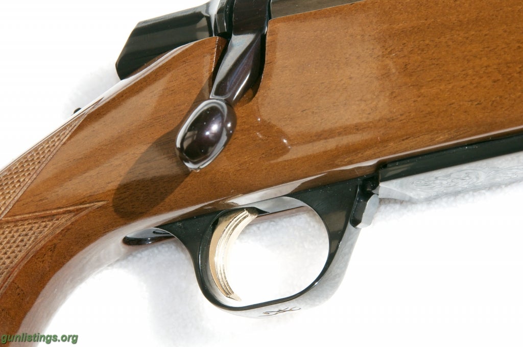 Rifles Browning A-Bolt Medallion 30.06, Gold Trigger