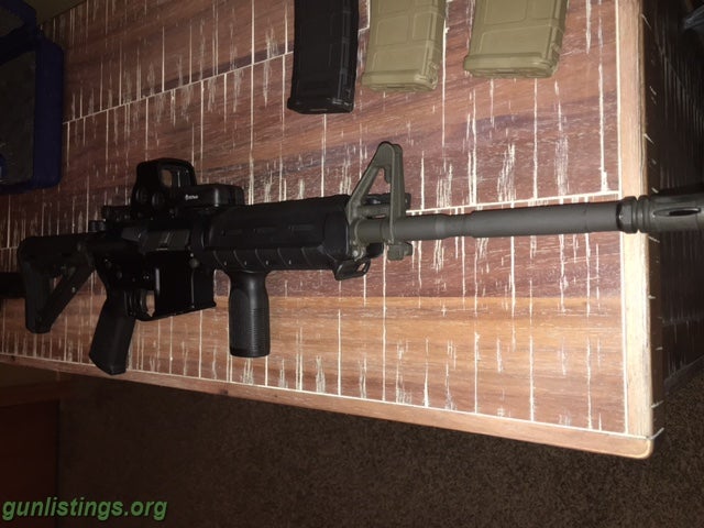 Rifles COLT MAGPUL M4 W/EoTech Holographic Sight