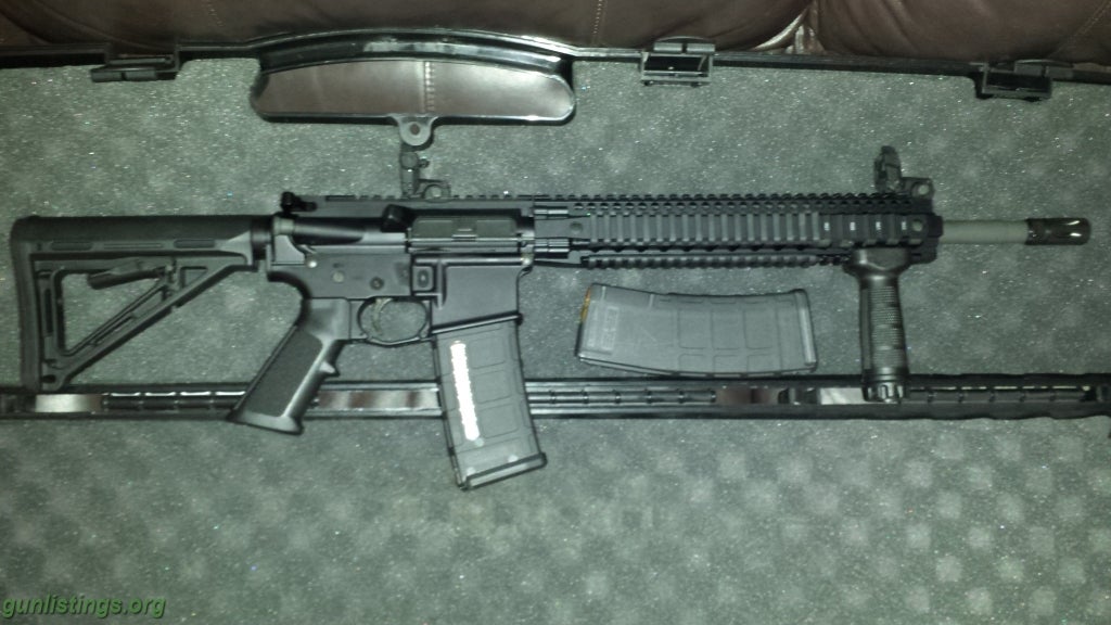 Rifles Daniel Defense AR 15