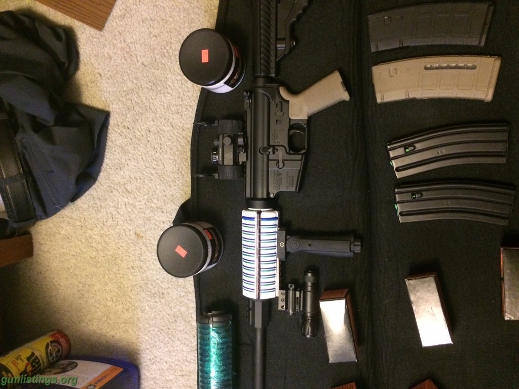 Rifles DPMS Ar15 Loads Of Addons/OBO