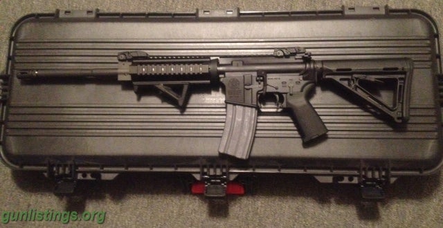 Rifles Smith & Wesson AR15 .223