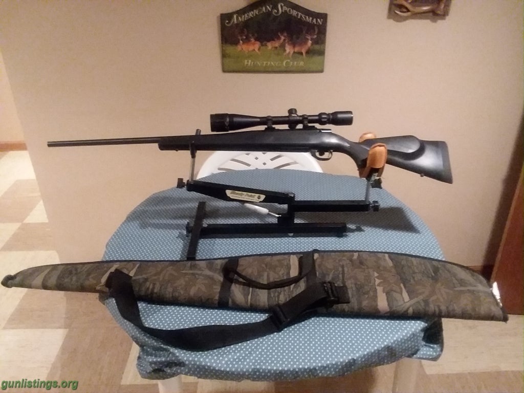 Rifles Weatherby Vanguard 243 Cal. With Scope