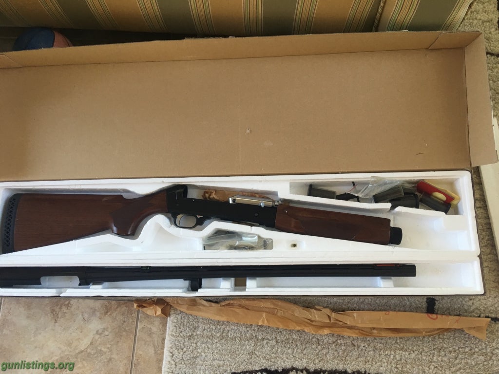 Shotguns Unfired Benelli Super Black Eagle